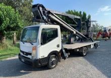 Причіпні підйомники з шарнірною стрілою Lionlift GX 19.10