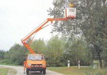 Причіпні підйомники з шарнірною стрілою Ruthmann V 80