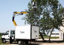 Причіпні підйомники з шарнірною стрілою Comet X VAN 12-4.5 