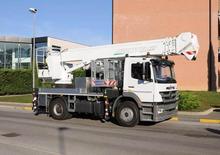 Автовишки з телескопічною стрілою Multitel MJ 320