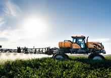 Самохідні польові обприскувачі Valtra BS2225H