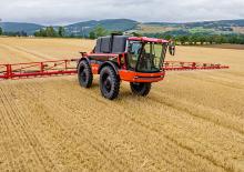 Самохідні польові обприскувачі AGRIFAC CONDOR Vanguard
