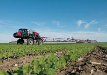 Самохідні польові обприскувачі Case IH Patriot® 2250