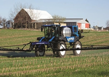 Самохідні польові обприскувачі New Holland SP370F