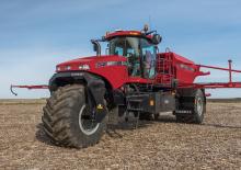 Самохідні польові обприскувачі Case IH Titan 3540