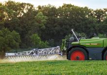 Самохідні польові обприскувачі Fendt Rogator 655