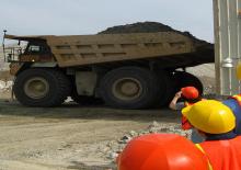Самоскиди із жорсткою рамою Caterpillar 789