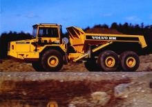 Шарнірні самоскиди Volvo A28 (6x6)