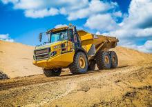 Шарнірні самоскиди Bell B30E 4x4