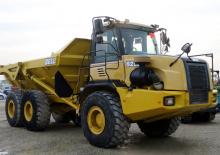 Шарнірні самоскиди Caterpillar D 25 D
