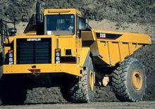 Шарнірні самоскиди Caterpillar D 400 E