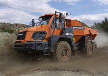 Шарнірні самоскиди Doosan DA30-7