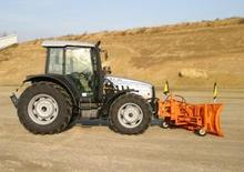 Снігоочисники з поворотними кришками Hauer SK 2400