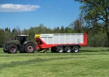 Спрощені причепи для силосу Pöttinger Jumbo 7540