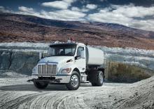 стійке шасі Peterbilt 537 Cummins L9N