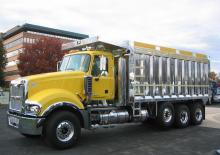 стійке шасі Mack TITAN Day Cab MP10 6x2