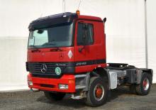 Тягачі Mercedes-Benz Axor 2040 AS