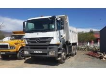 Тягачі Mercedes-Benz Axor 3335
