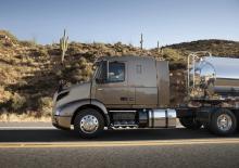 Тягачі Volvo Trucks VNR 660.425 4x2