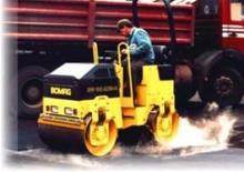 Тандемні вібраційні дорожні катки Bomag BW 100 ADM-2