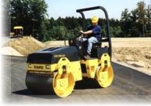 Тандемні вібраційні дорожні катки Bomag BW 130 AD