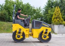 Тандемні вібраційні дорожні катки Bomag BW 135 AD-5