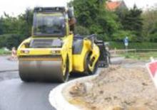Тандемні вібраційні дорожні катки Bomag BW 154 AD-4