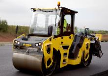 Тандемні вібраційні дорожні катки Bomag BW 202 ADO-50