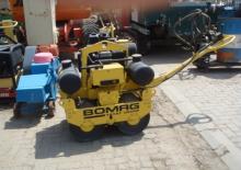 Тандемні вібраційні дорожні катки Bomag BW 75 S-2