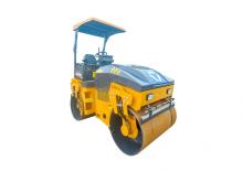 Тандемні вібраційні дорожні катки XCMG XMR403VO 