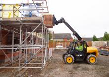Телескопічні навантажувачі JCB 516-40