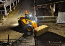 Дворовий навантажувач JCB 542-70 AGRI