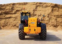 Дворовий навантажувач JCB 560-80 AGRI