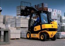 Телескопічні навантажувачі JCB TLT25D