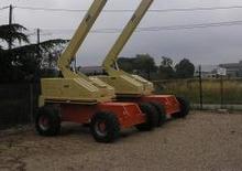 Колісні телескопічні підйомники JLG 40 H