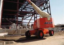 Колісні телескопічні підйомники JLG 601 S