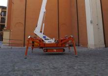 Колісні телескопічні підйомники Easy Lift R260WHY 