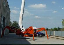 Гусеничні телескопічні підйомники Easy Lift R420WBA 