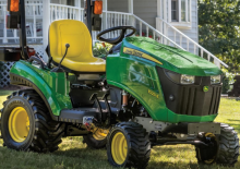 Муніципальні трактори John Deere 1023E