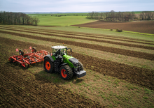 Трактори 4WD Fendt 1042 Vario Power+