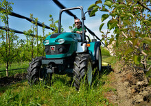 Трактори 4WD Arbos 3050