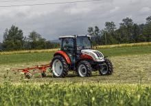 Трактори 4WD Steyr 4055 Kompakt S Komfort  