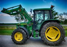 Трактори 4WD John Deere 6110 SE