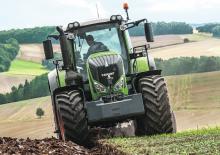 Трактори 4WD Fendt 826 Vario Profi