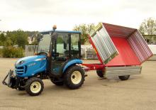 Трактори 4WD LS J27 HST