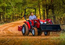 Трактори 4WD Massey Ferguson MF 1840 E