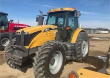 Трактори 4WD Challenger MT515D