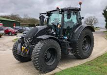 Трактори 4WD Valtra N135D