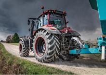 Трактори 4WD Valtra T214V SmartTouch