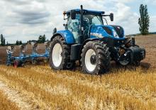 Трактори 4WD New Holland T7.215 S